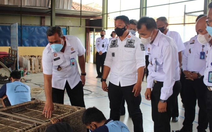 Kadivpas Kemenkumham Apresiasi Sarana dan Prasarana Lapas Indramayu