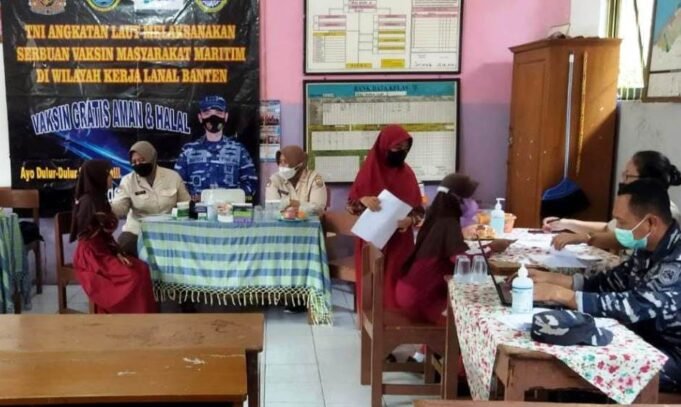 Nakes Lanal Banten Kembali Gelar Vaksinasi Anak Usia 6-11 Tahun Dosis Kedua