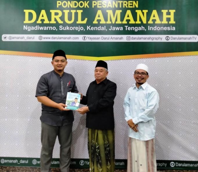 Pengasuh Pondok Pesantren Darul Mujahadah Tegal Kunjungi Darul Amanah