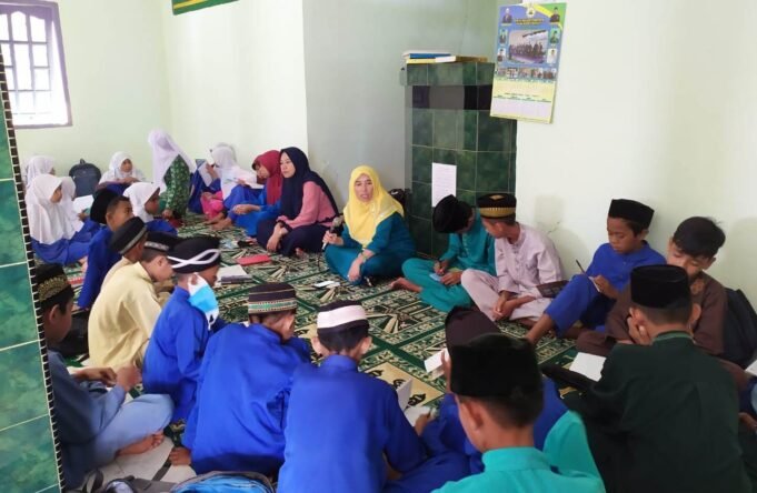 Hari Terakhir Pesantren Kilat SD Negeri 003 Sumbangi Anak Yatim