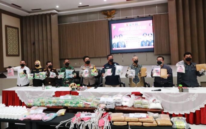 Jelang Ramadhan, 116,073 Kg Sabu, 34.417 butir Ekstasi dan belasan kilo Ganja dimusnahkan oleh Dit Resnarkoba Polda Jatim dan Jajaran