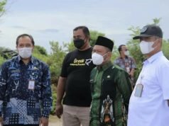 Kunjungi Kampung Perikanan Budidaya Bandeng, Bupati Gresik Dampingi Menteri Kelautan dan Perikanan