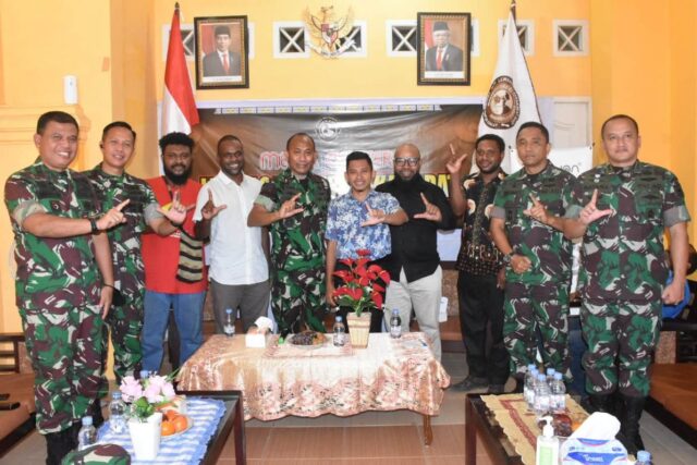 Pangdam Kasuari Bersama LMA Papua Barat, Adat Harus Ditempatkan Pada Tempat yang Terhormat