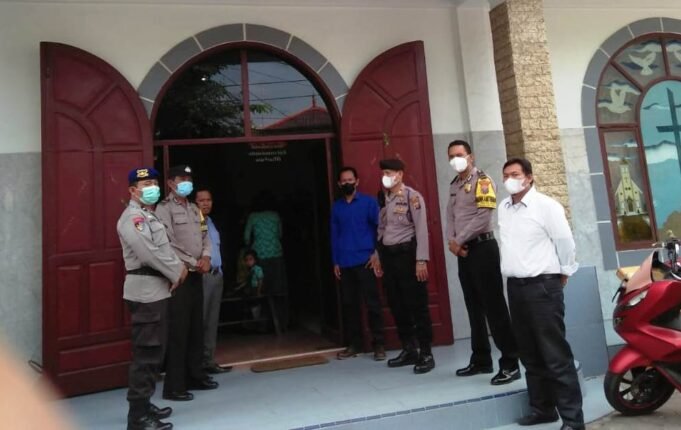 Personil Sat Samapta Polres Tanjungbalai Laksanakan Patroli dan Pengamanan Ibadah Paskah di Sejumlah Gereja