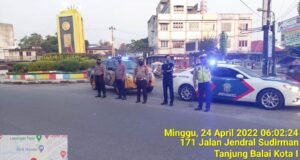 Satlantas Polres Tanjungbalai Lakukan Patroli dan Pengaturan Lalin Saat Asmara Subuh Bulan Ramadhan