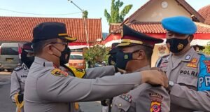 Kapolres Cirebon Kota Pimpin Sertijab Tiga Perwira