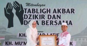 HUT Purwakarta, Ribuan Pegawai ASN Antusias Ikuti Tablig Akbar Penceramah Kondang KH.Das’ad Latif