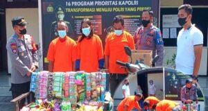 Kurang dari 24 Jam, Unit Reskrim Polsek Driyorejo Gresik Amankan Komplotan Maling Bobol Warkop
