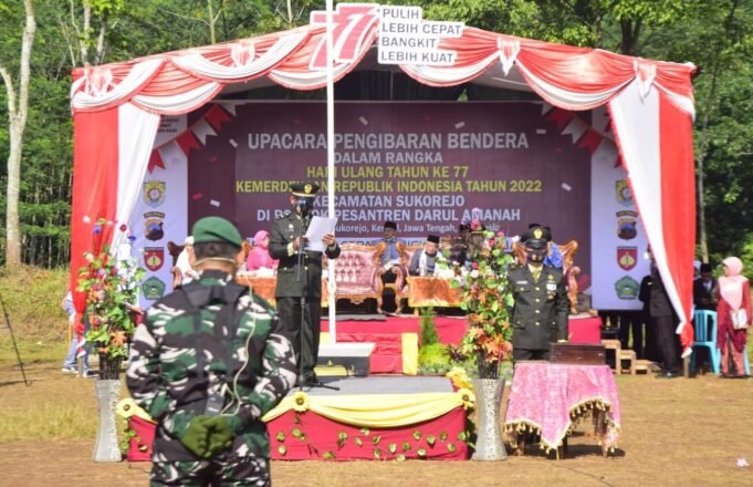 Pondok Pesantren Darul Amanah Tuan Rumah Upacara HUT Kemerdekaan RI Ke-77 Tingkat Kecamatan Sukorejo