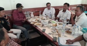 Aliansi LSM dan OKP Kota Cirebon Audiensi dengan Dirut PD Pembangunan Berjalan Lancar