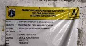 Proyek Saluran Air Rw 02 Jelambar Baru, Diduga Merugikan Masyarakat