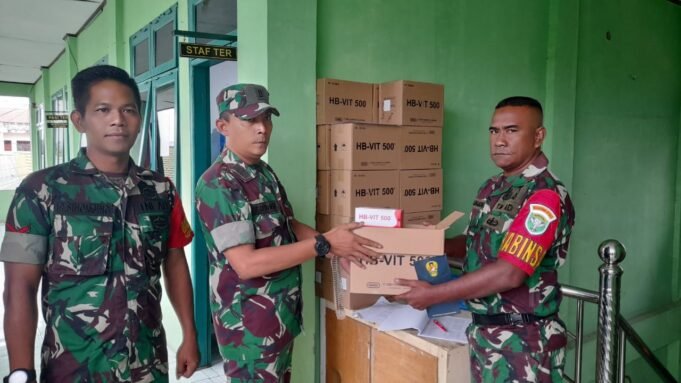 Kodim 0103/Aut Distribusikan Vitamin dari Kasad untuk Para Babinsa