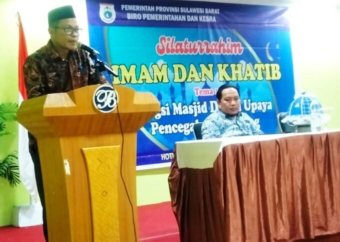 Pemerintah Provinsi Sulawesi Barat Biro Pemerintahan dan Kesra Mengadakan Forum Silaturahim Para Imam dan Khatib