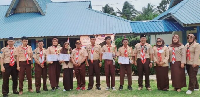 Penggalang Putra Putri SMP 18 Numbing Juara LT II Pramuka Tingkat Kwaran Binsir