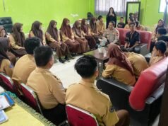 Curhat Dari Guru dan Siswa, Binmas Polres Konawe Galakkan Penyuluhan dan Pemantauan Kenakalan Remaja di SMA Negeri 1 Wawotobi