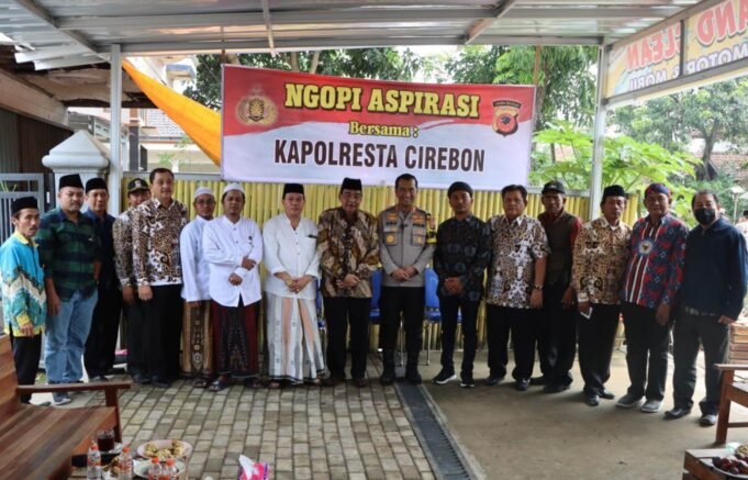 Kapolresta Cirebon Gelar Ngopi Aspirasi Bersama Berbagai Unsur Warga Pabedilan