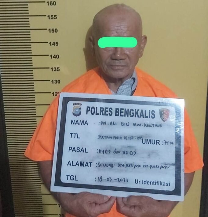 Miris ! Seorang Kakek Diduga Pengedar Shabu Ditangkap Polisi