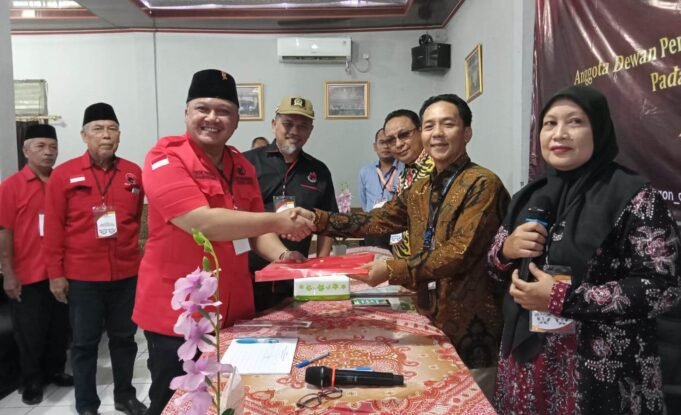 Daftarkan 40 Bacaleg : PDI Perjuangan Kota Cilegon Siap Menangkan di Pemilu 2024