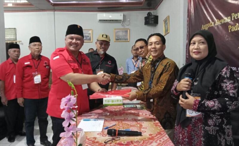 Daftarkan 40 Bacaleg : PDI Perjuangan Kota Cilegon Siap Menangkan di ...