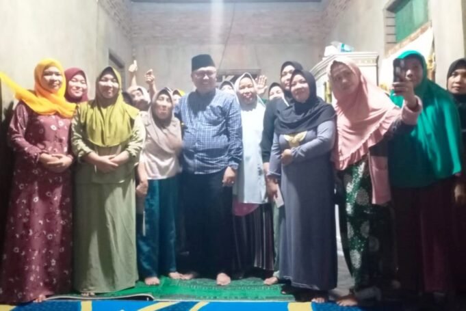 Masa Reses III, Ketua DPRD Konawe Dapat Masukan Masyarakat Desa Waturai