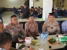 Jum’at Curhat, Kapolres Lhokseumawe Dengarkan Curhat Warga di Warkop Adek Kopi