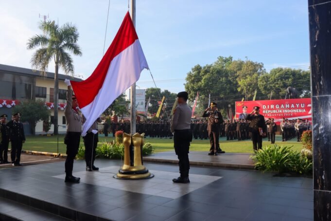 Kapolresta Cirebon Pimpin Upacara Peringatan HUT Kemerdekaan RI Ke 78