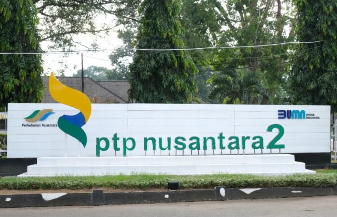 Haru Bahagia Pensiunan dan Ahli Waris Terima SHT PTPN2
