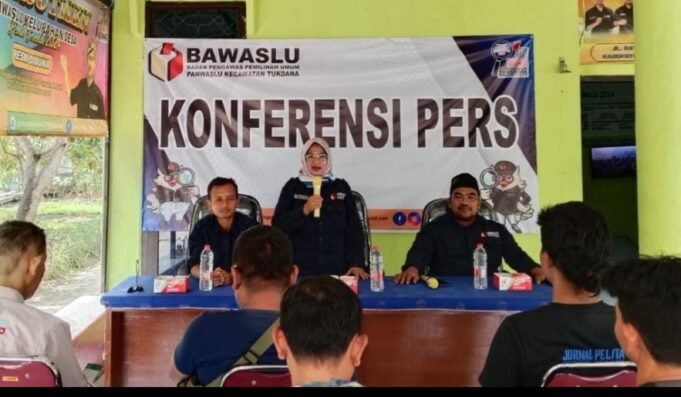 Panwascam Tukdana Paparkan Tentang Pengawasan Masa Kampanye