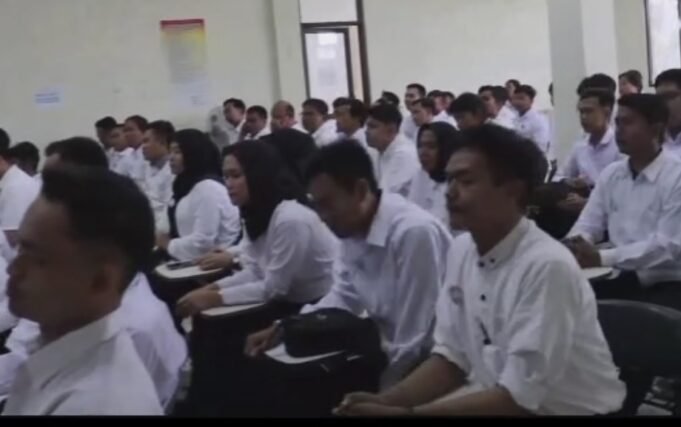 Ribuan Masyarakat Antusias Ikuti Pembinaan Sertifikasi K3 di UPTD BLK Disnaker Indramayu