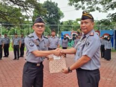 Berikan Kinerja Terbaik, Pegawai Lapas Indramayu Dapat Penghargaan