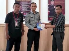 Sarana Tingkatkan literasi Bina Keagamaan, Lapas Kelas II B Purwakarta Terima Wakaf Al-Qur’an