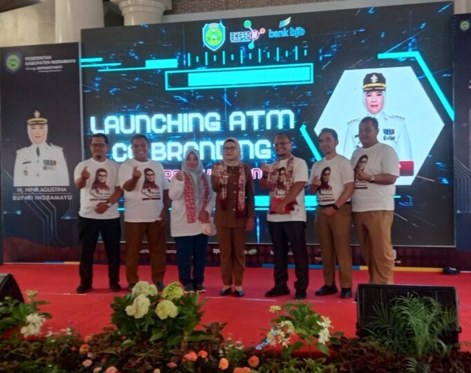 Pemkab Indramayu dan BJB Integrasikan Kartu Pembayaran dan Sistem Kepegawaian Dalam ATM Co Branding