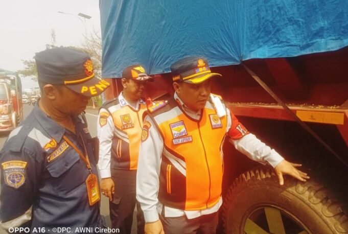 Dishub Kabupaten Cirebon dan Satlantas Polresta Cirebon Adakan Giat Razia Gabungan Khusus Bagi Kendaraan ODOL