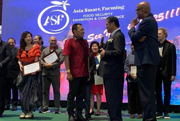 King of Nusantara Sultan Paser 18 Tampil di Kancah Internasional, Hadiri Acara Smart Farming di Malaysia
