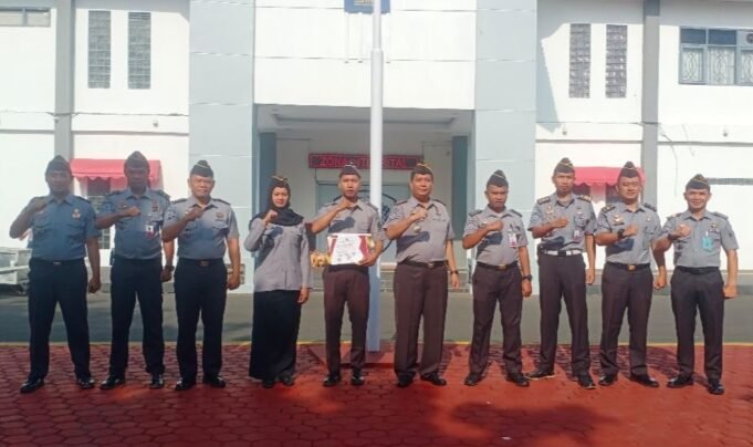 Beri Apresiasi Pegawai Teladan, Lapas Indramayu Komitmen Berikan Kinerja Terbaik
