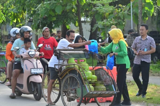 Berbagi Takjil & Baksos, Lapas Indramayu Bersama PIPAS Tebarkan Kebaikan di Bulan Ramadhan