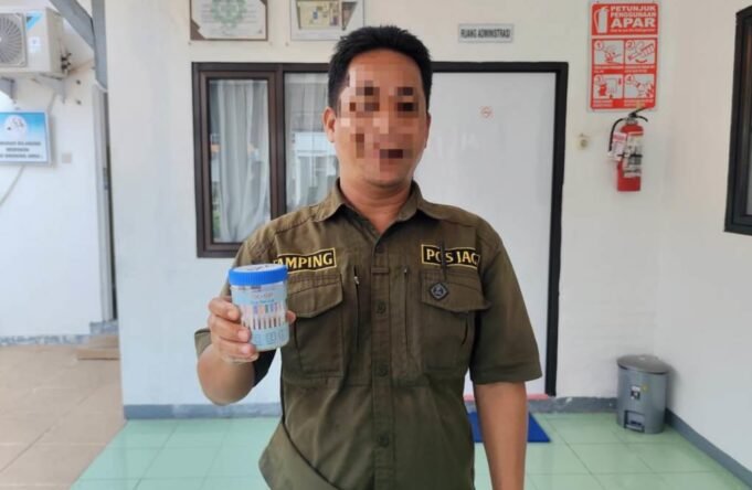 Jalani Test Urine Pegawai & Warga Binaan Lapas Indramayu Dinyatakan Negatif Narkoba
