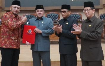 Rapat Paripurna DPRD Kota Tegal Bahas Penetapan Tiga Raperda Menjadi Perda