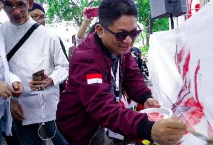 Mempelajari Marxisme dan Komunisme