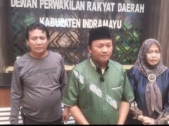 Solihin Pendamping Dua Desa Lakukan Audiensi Dengan DPRD Indramayu Terkait Dugaan Kecurangan Pilwu Pada Sistem Digital