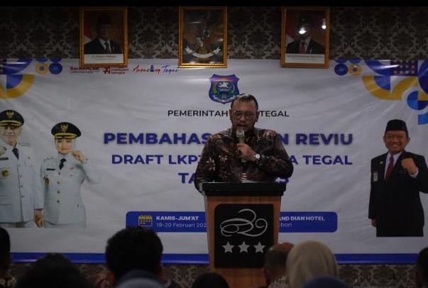 Buka Pembahasan Draft LKPJ, Dedy Yon Dorong OPD Beri Masukan yang Konstruktif