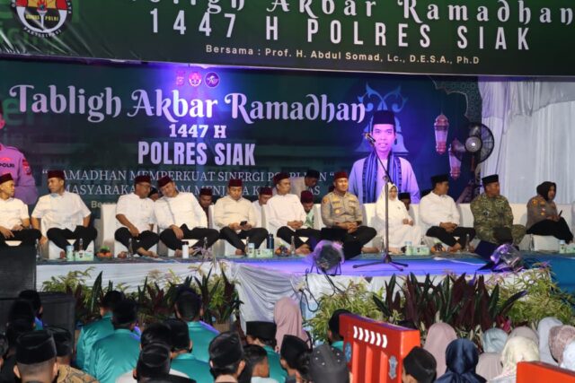 Kapolda Riau Hadiri Tabligh Akbar Ramadhan 1447 H Polres Siak Bersama UAS, Perkuat Sinergi Polri dan Masyarakat di Bulan Suci