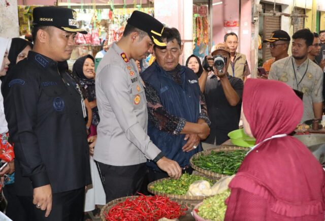 Pastikan Aman Forkopimda Tinjau Harga dan Stok Sembako Jelang Lebaran