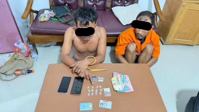 Lagi, Dua Pria Kantongi Benda Haram Disikat Polisi di Duri