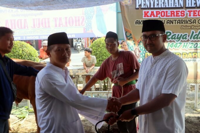 Peringati Hari Raya Idul Adha 1447 H, Polres Tegal Kota Salurkan Puluhan Hewan Kurban