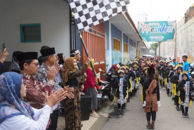 SD Ihsaniyah Gajahmada Peringati Puncak Milad ke-30 Gelar Gema Carnival