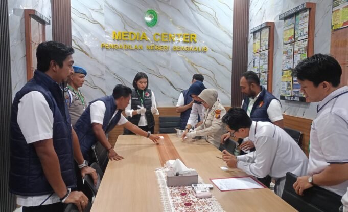 Satresnarkoba Polres Bengkalis Tes Urine Pegawai PN Bengkalis, 29 Sampel Negatif Narkoba