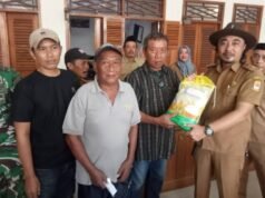 Program Sodakoh Beras Petani Desa Karangreja Kecamatan Suranenggala Kembali di Gelar