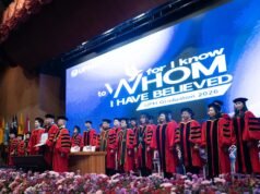 UPH Lantik dan Utus Lebih dari 4.000 Lulusan serta Anugerahkan Gelar Doktor Honoris Causa bagi Pelopor Pendidikan Papua