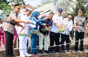 Peringati Hari Bhayangkara ke-80, Polres Tegal Kota Gelar Ziarah dan Tabur Bunga